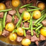 Slow Cooker Garlic Butter Beef Bites and Potatoes u4447775155 simple Slow Cooker Garlic Butter Beef Bites with Po 6cd18d0a 8d9f 4280 b384 d95f1bb1d23a